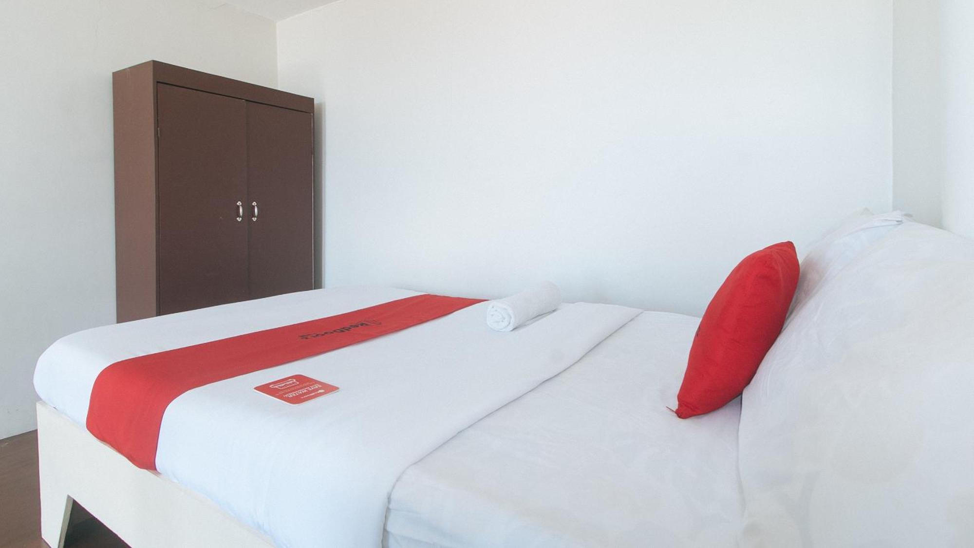 Reddoorz At Goldentown Hotel Davao City מראה חיצוני תמונה
