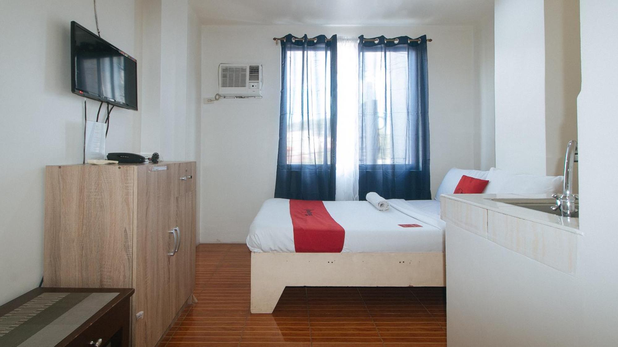 Reddoorz At Goldentown Hotel Davao City מראה חיצוני תמונה