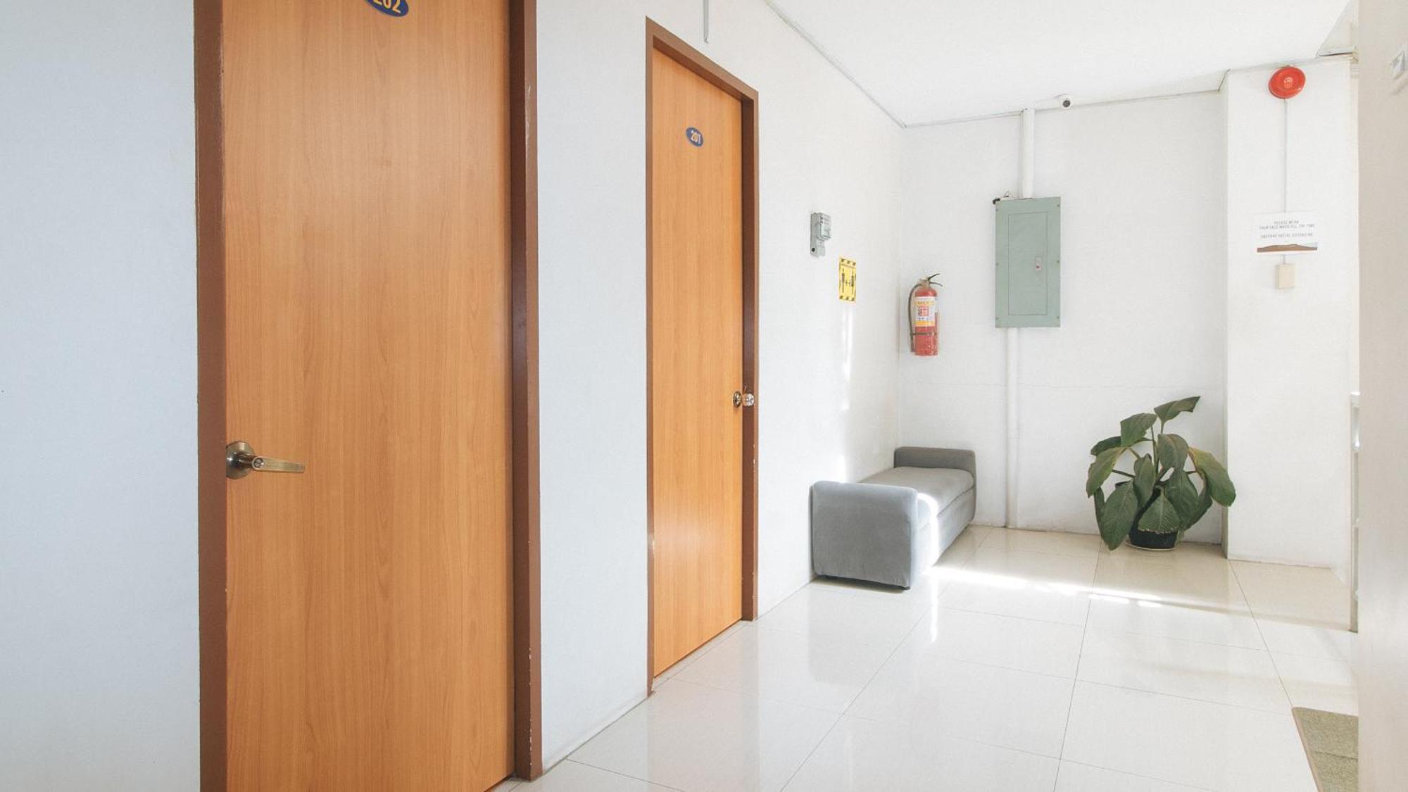 Reddoorz At Goldentown Hotel Davao City מראה חיצוני תמונה